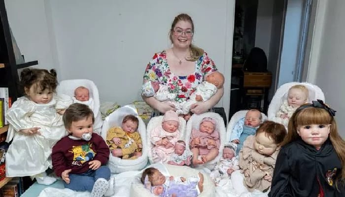 Mother of 13Doll's