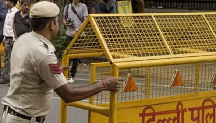 Delhi Police Constable Incident