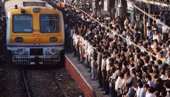 Mumbai Local Train News