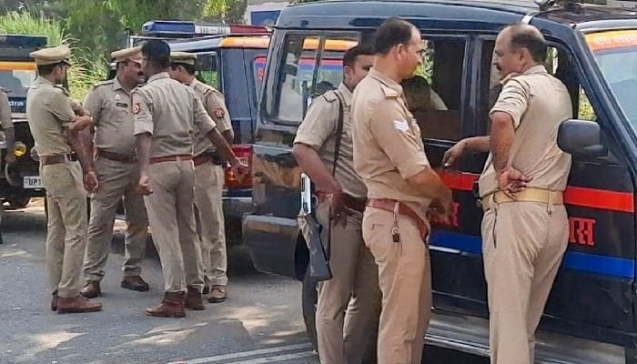 Theft in Delhi Hospital