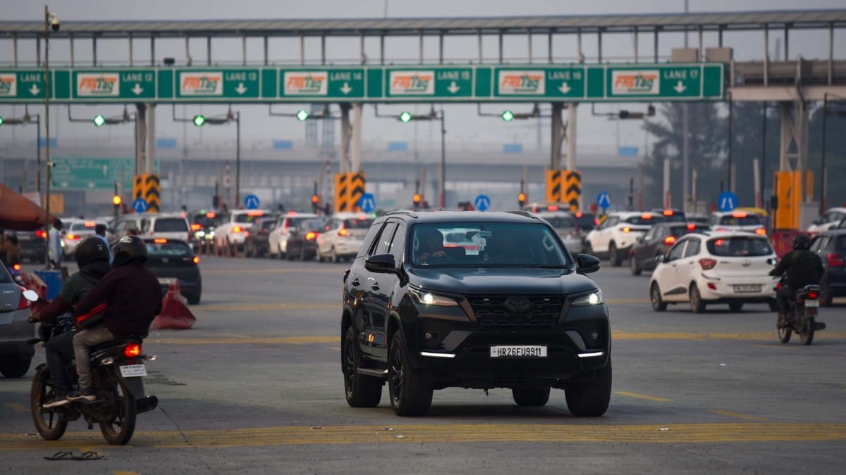 Bijwasan Toll Plaza U-Turn Flyover