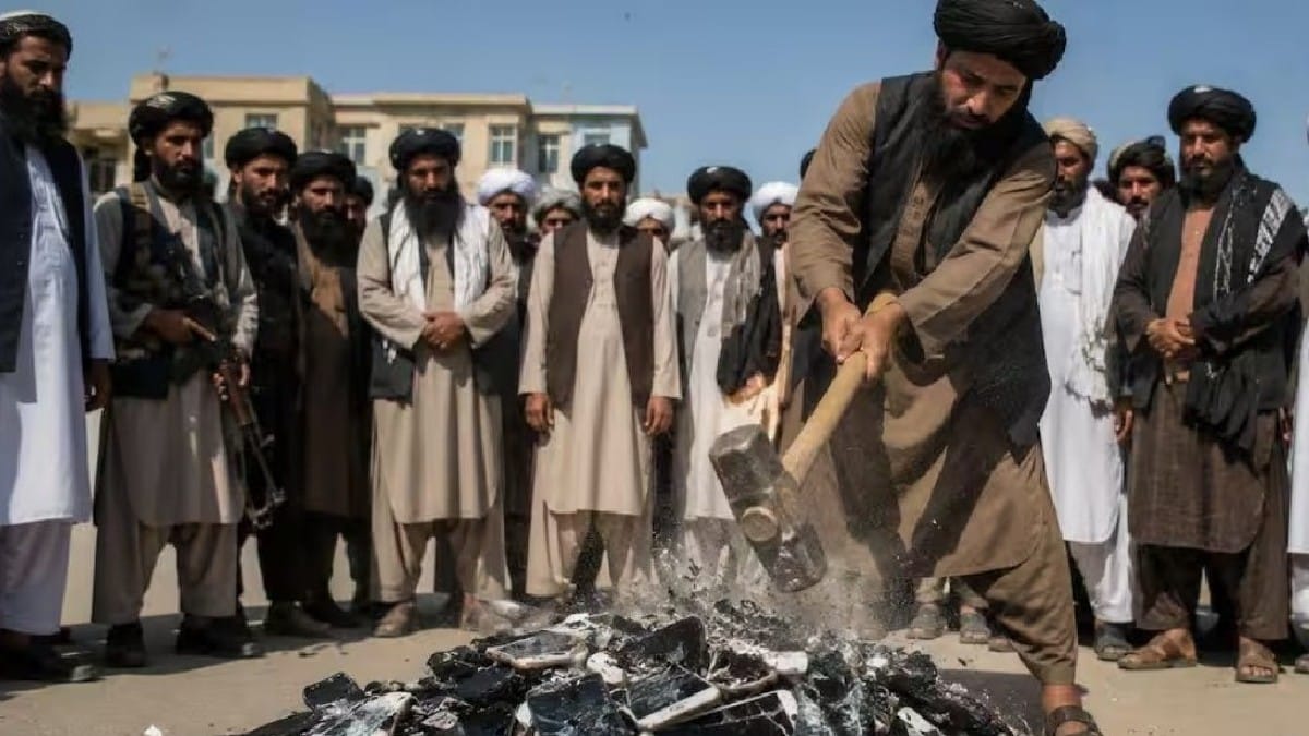 Taliban Smartphone Ban